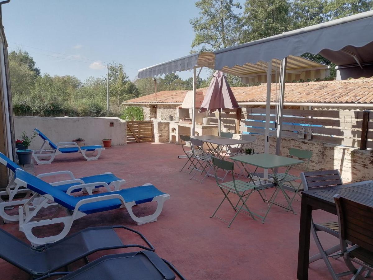 Chambres D'Hotes "La Source" Mareuil-sur-Lay Zewnętrze zdjęcie